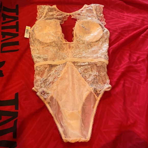 Sophie b lingerie - Picture 2 of 5